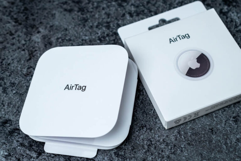 Jak AirTag może pomóc w śledzeniu bagażu podczas podróży